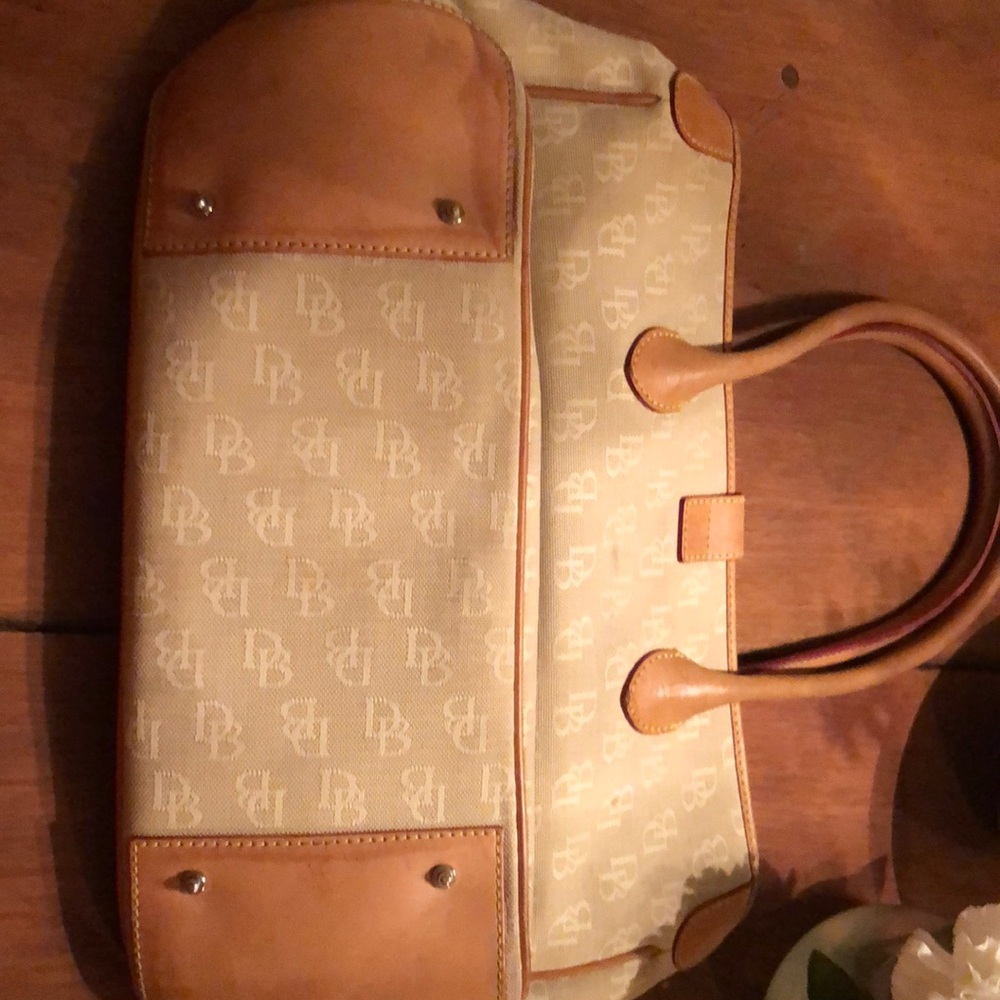 Dooney & Bourke Bag (handbag) - Picture 3 of 8